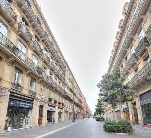 Victor Hugo District Apartment | Luxe Capitol-Parking & Clim & Jacuzzi & Ascenseur 122m2