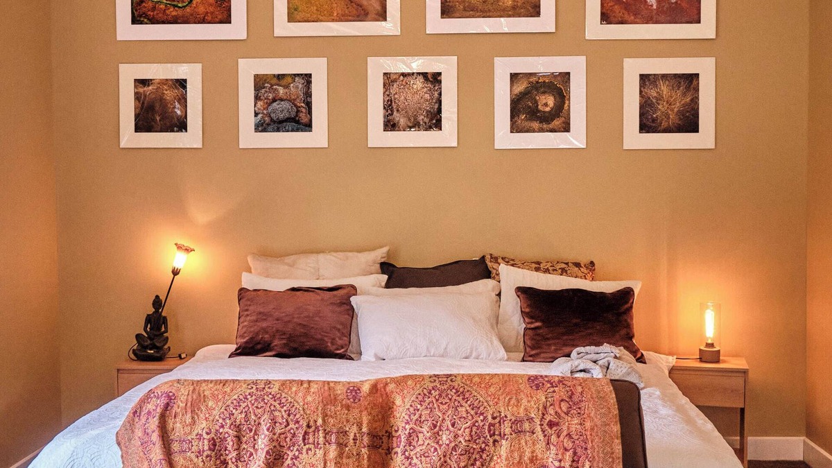 Leongatha North Apartment | Luxe country retreat far from crowds, close to facilities, cosy warm winter land
