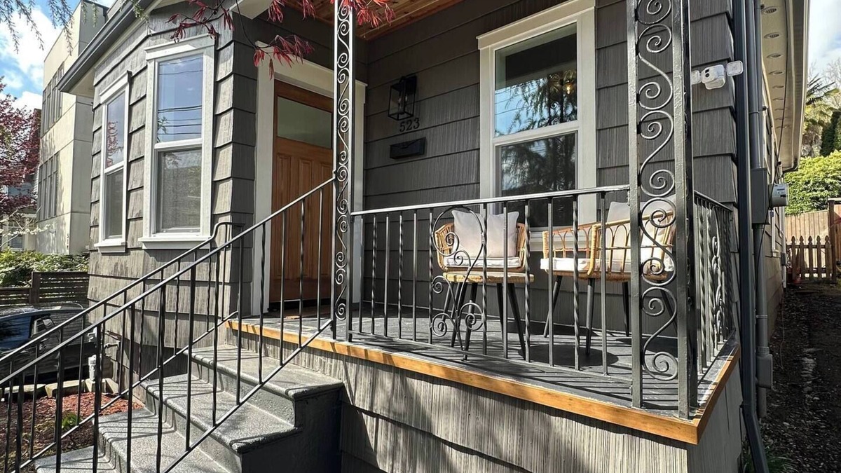 Stevens House | Luxe Craftsman Arboretum Escape