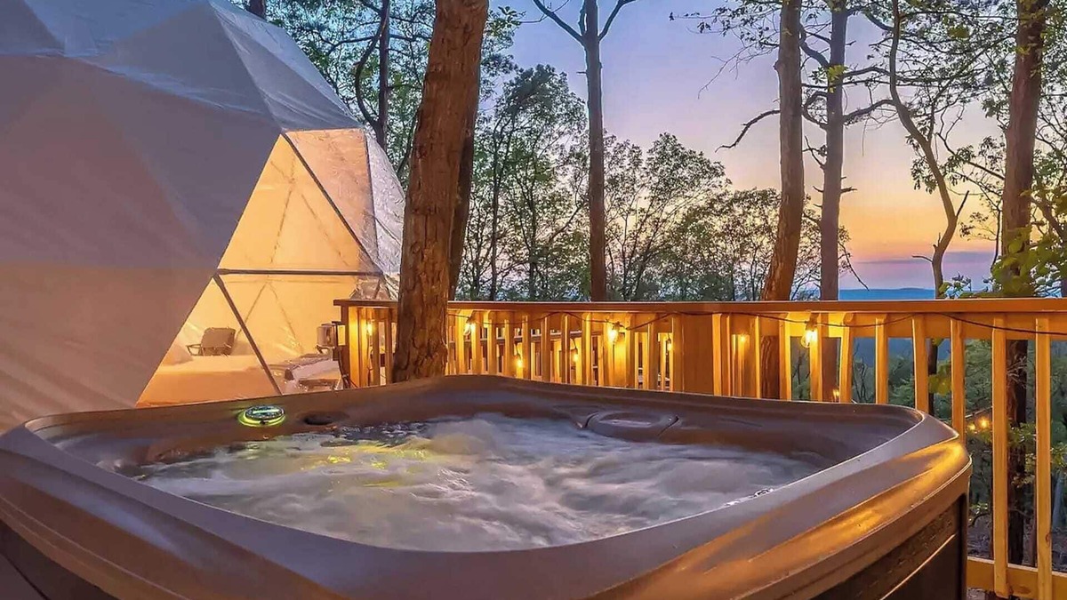 Capon Bridge Apartment | Luxe Dome w Hot Tub, King Bed, Full Bath & FirePit