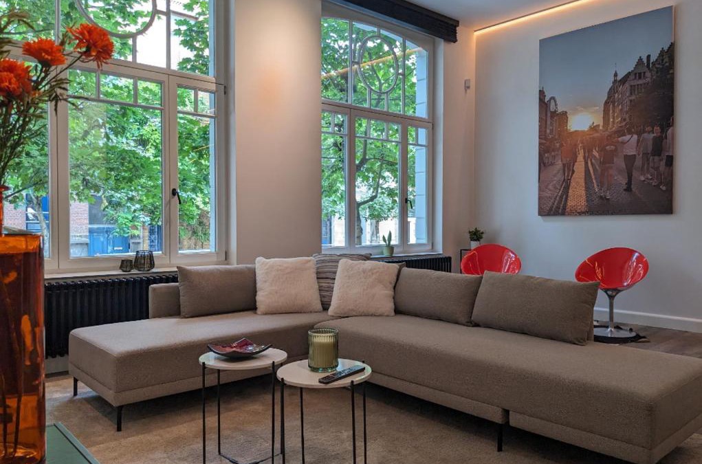 South Antwerp Apartment | luxe en authenticiteit