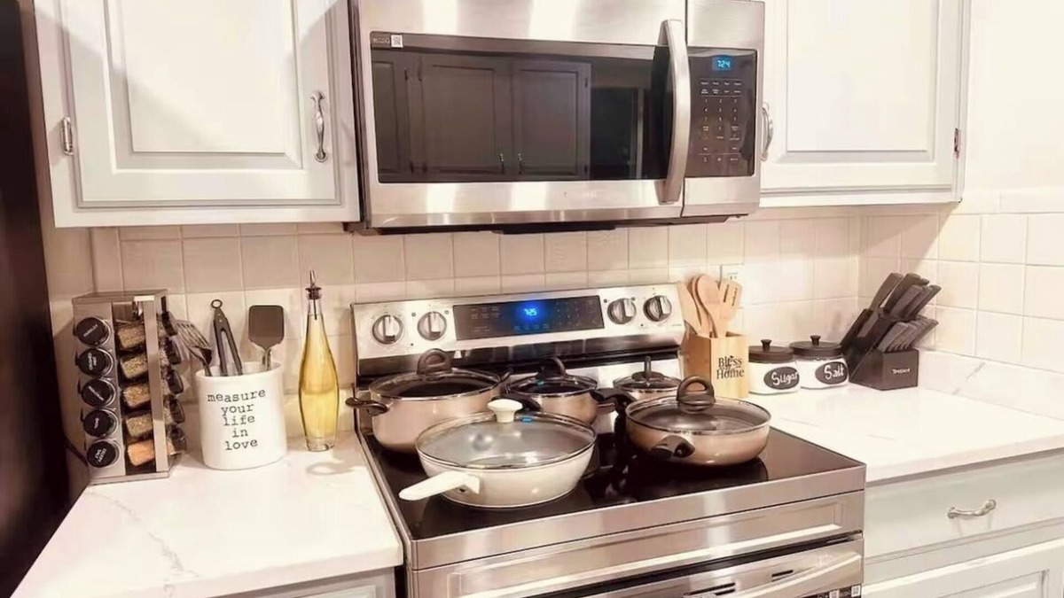 Castlewood House | Luxe Escape In DTC: HotTub, FirePit, 5 Min->Denver