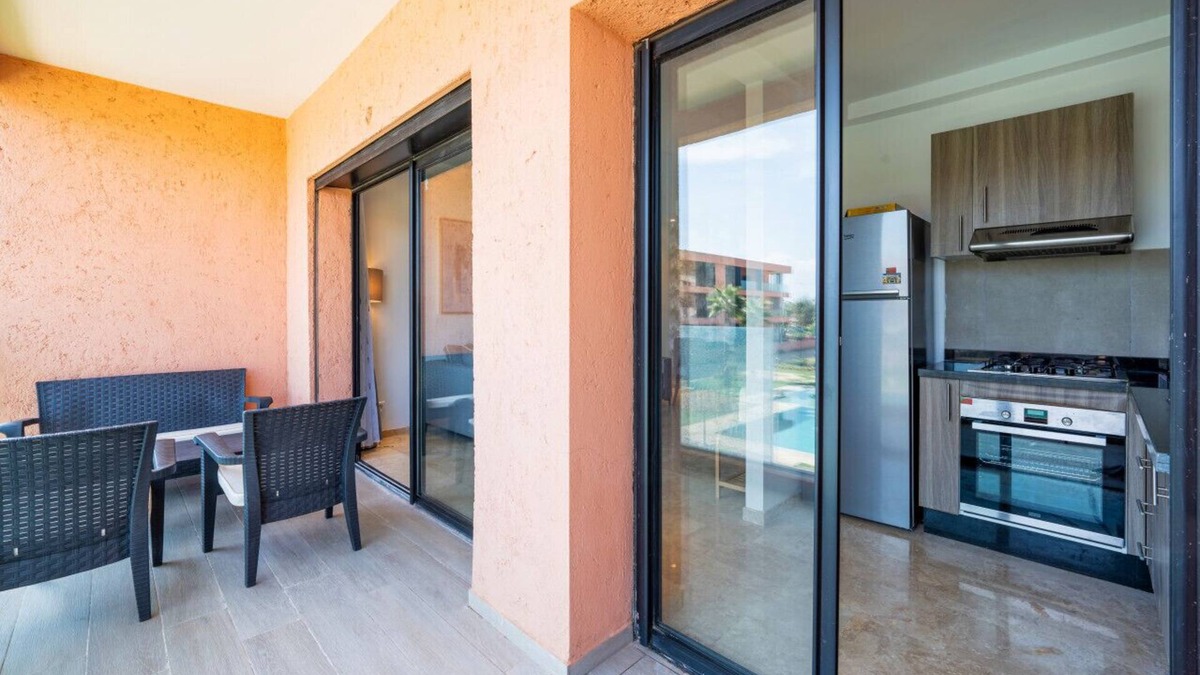 Tassoultante Apartment | Luxe et Sérénité au Cœur du Noria Golf & Pool