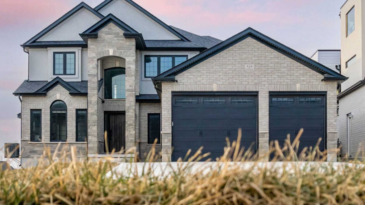 London House | Luxe Exclusive 4 Bedroom House