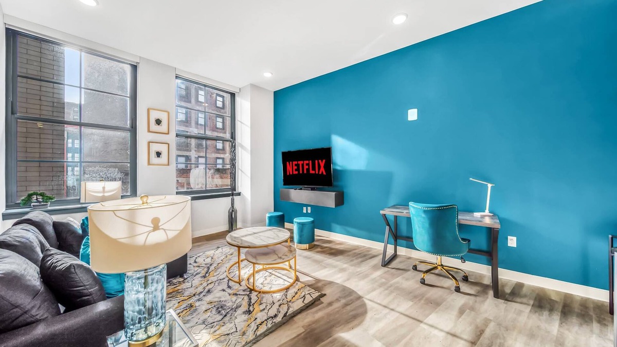 Gateway District Apartment | Luxe Flat w/Heated Pool & Sauna Gym Heart of DT
