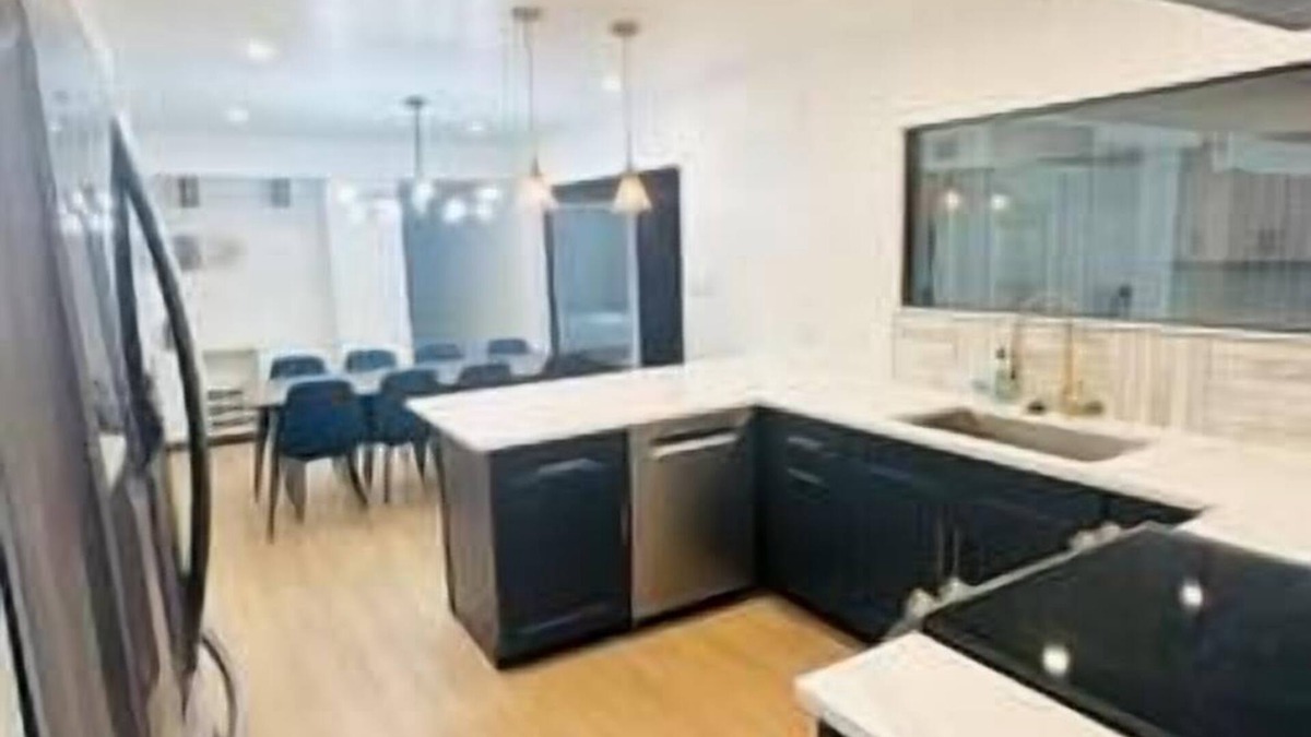 Riverside House | Luxe group retreat, 5 mins to DT