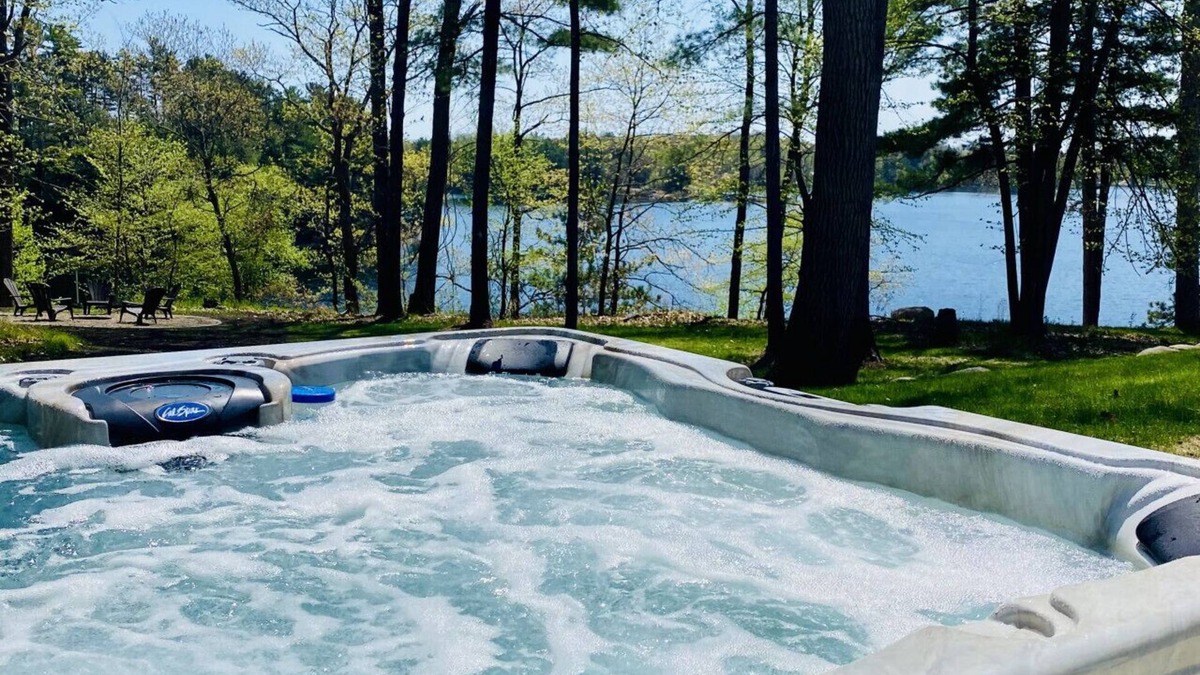 Crosslake Apartment | Luxe Haven: Luxe Lakefront Views, Relax & Escape