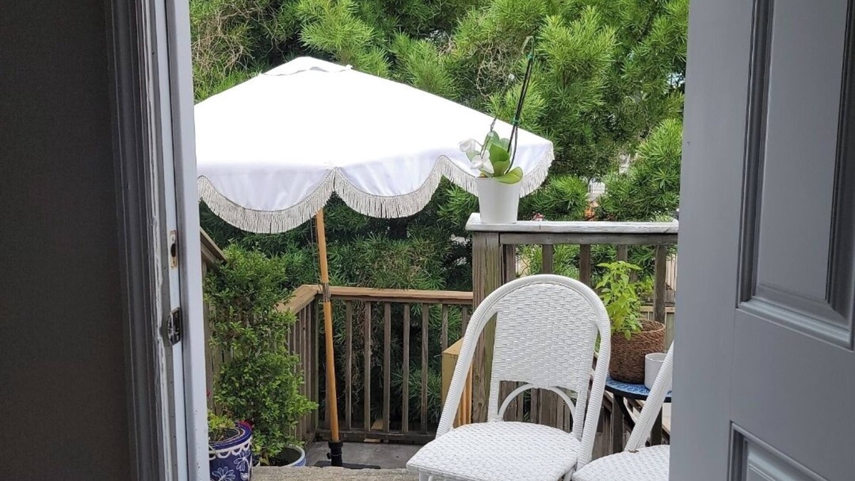 Kayton - Frazier Area Condo | Luxe hideway in heart of historic downtown Savannah.