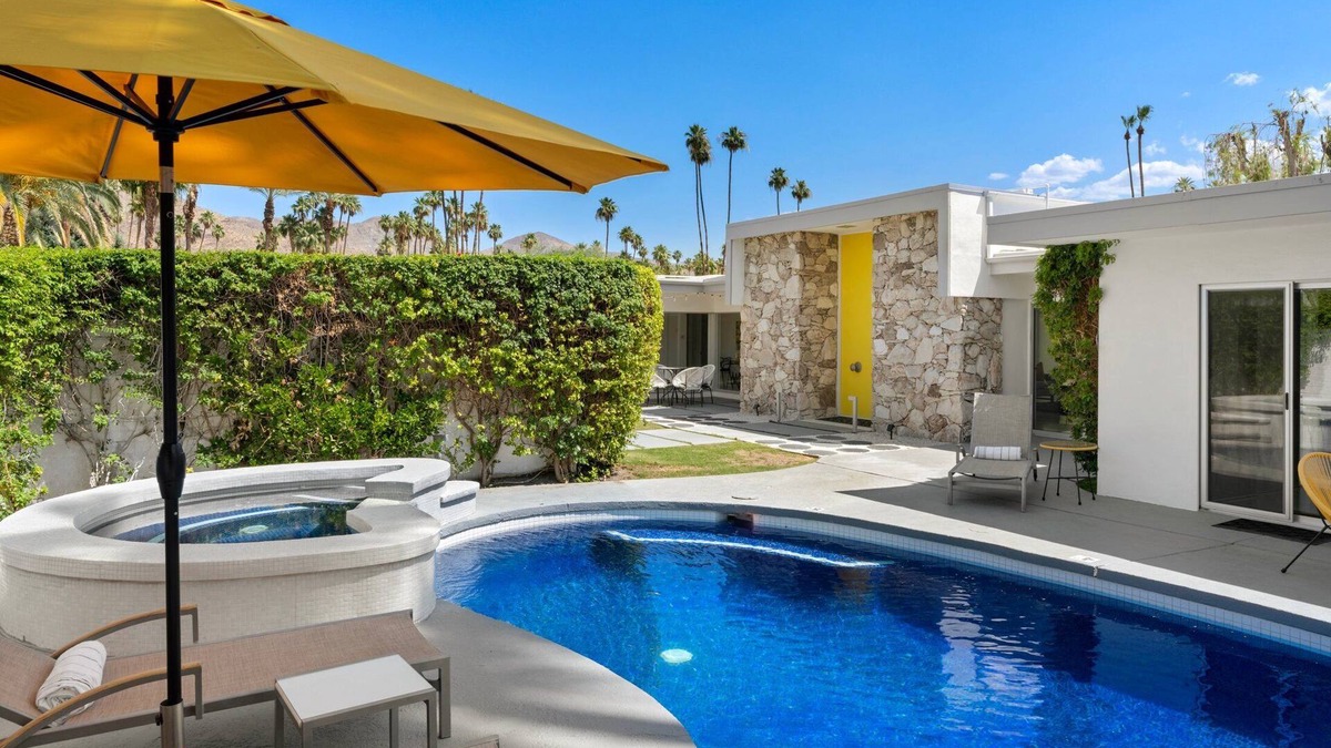 Indian Canyon House | Luxe Hollwood Regency in Indian Canyons