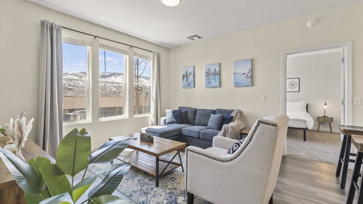 Northwest Reno Apartment | Luxe Home Ensuite Baths Pool Gym & Mountain Views