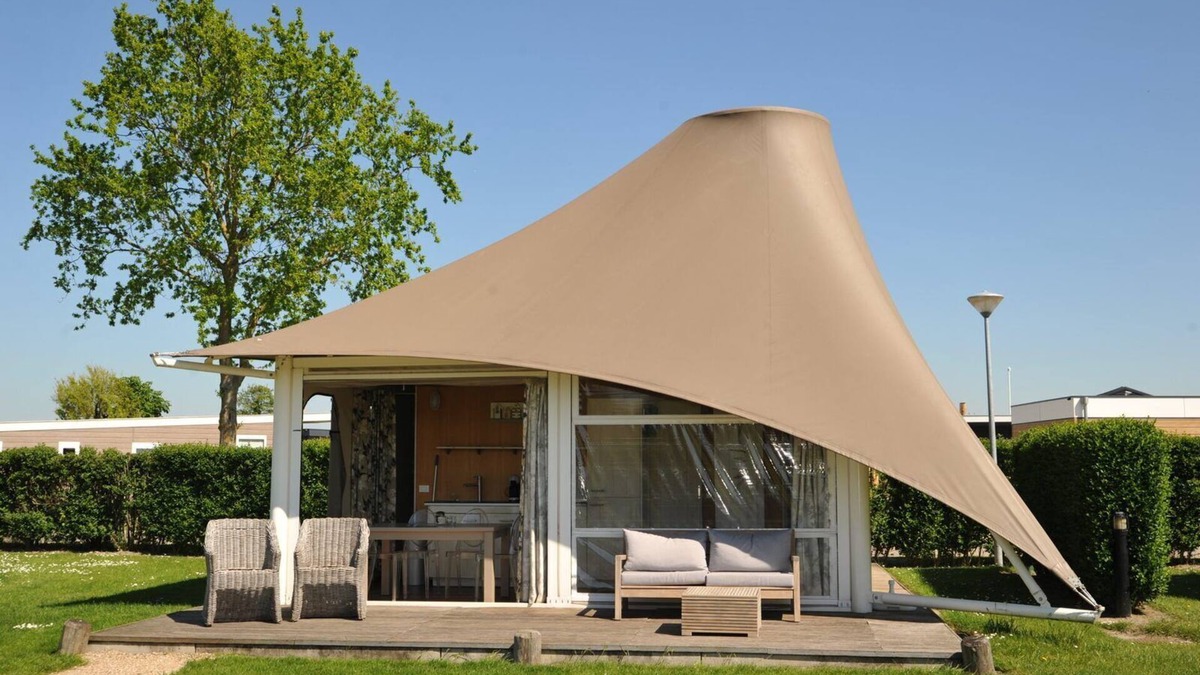 Nieuwvliet House | Luxe Inrichting, Met Badkamer en Terras, Alle Faciliteiten op Loopafstand