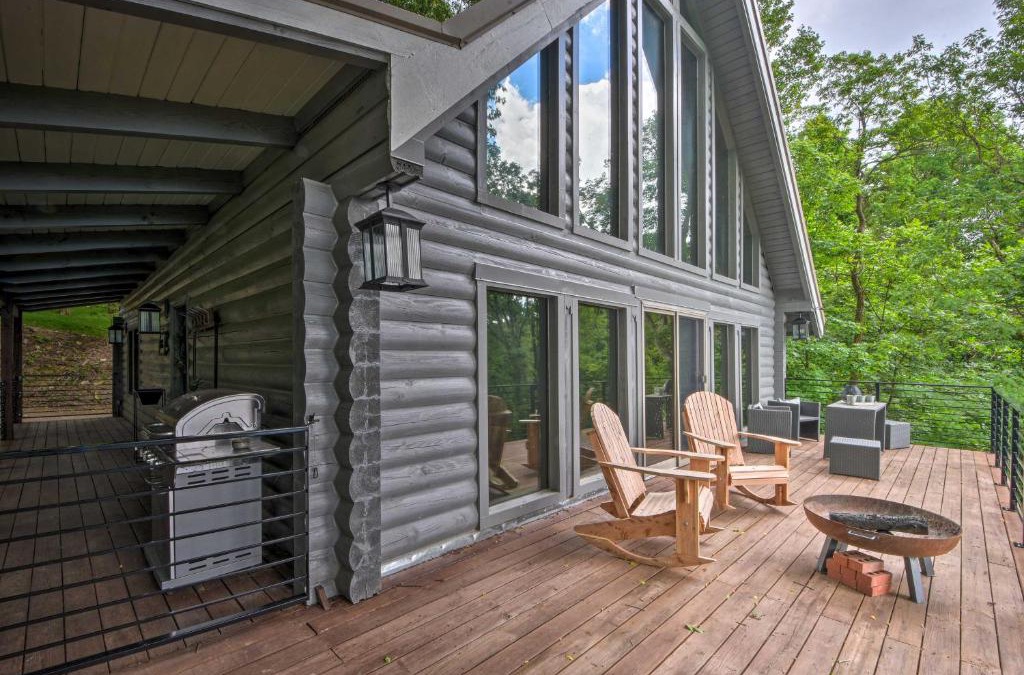 Jasper House | Luxe Jasper Cabin with Deck and Blue Ridge Mtn Views!
