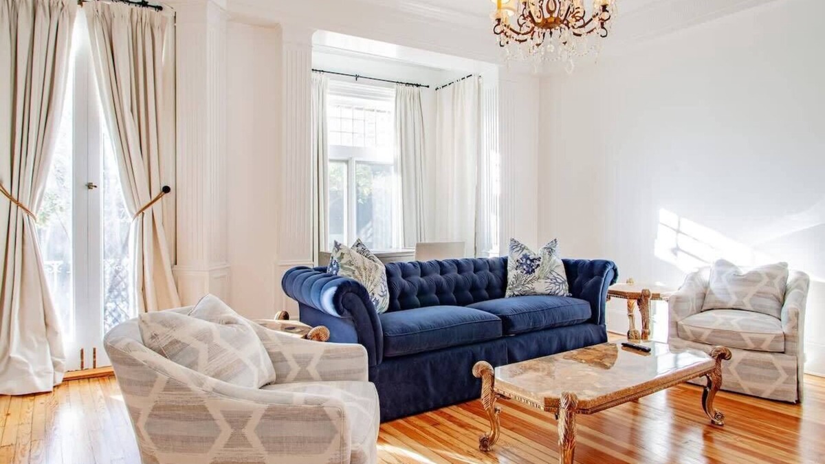 Kalorama Heights House | LUXE Kalorama 5-BR Townhome Close to Dupont Circle