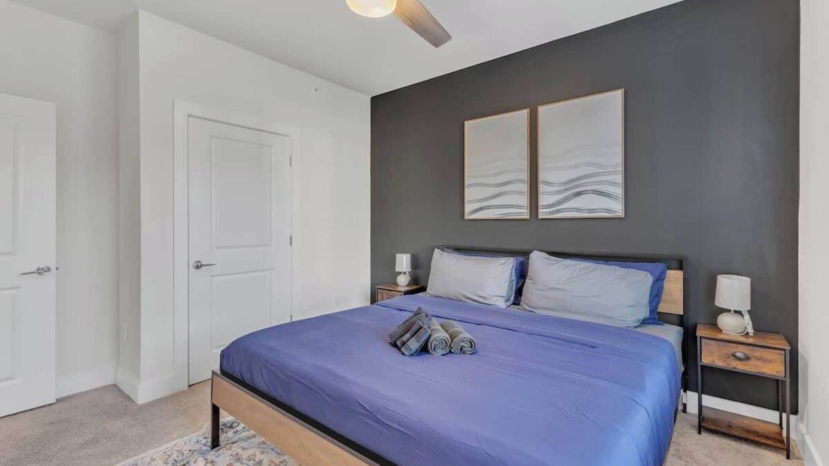 Hayes Apartment | Luxe King 3BR Suite Mins to Downtown Durham!