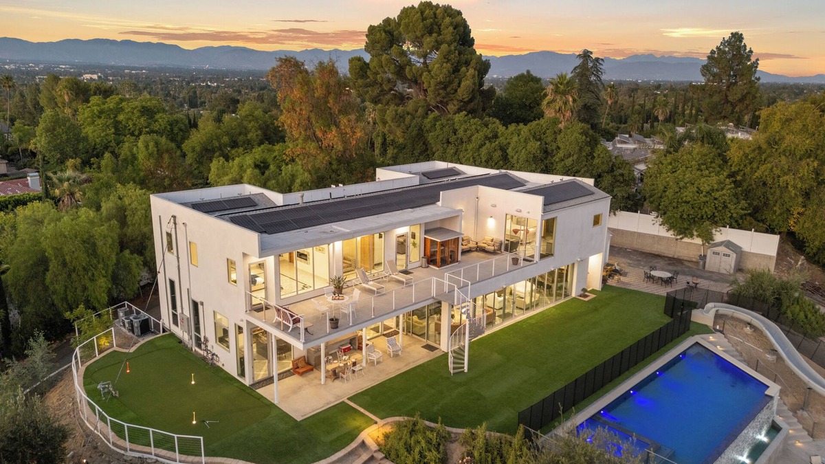 Woodland Hills Villa | Luxe LA Escape w/Pool, Views & Game Room | Alta Vista Estate by AvantStay