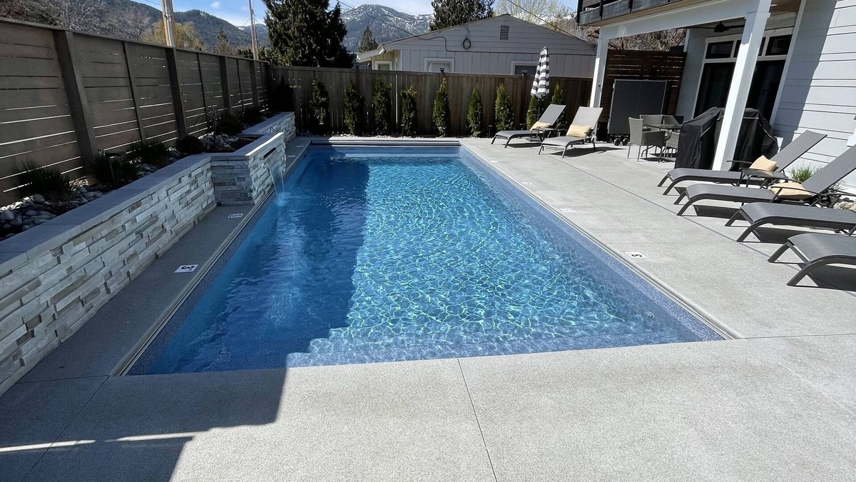 Wapato Point House | LUXE Lake House - Downtown - Heated Saltwater Pool w/auto cover -near Marina
