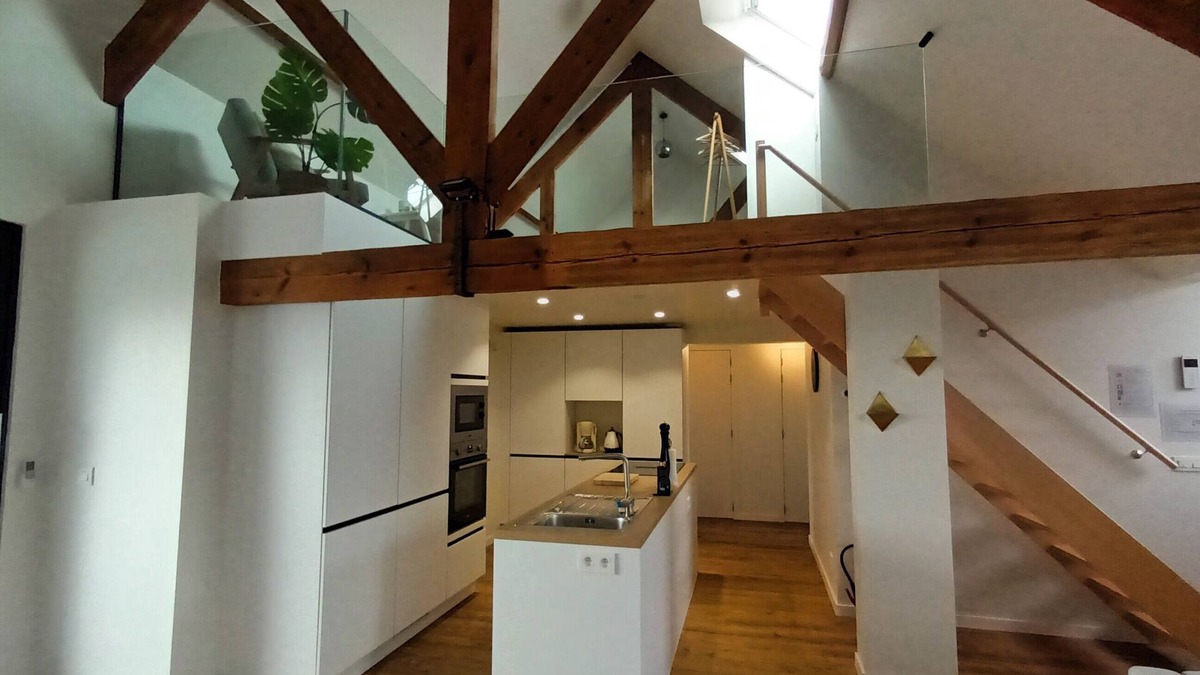 Rooigem Apartment | Luxe Loft in Gent