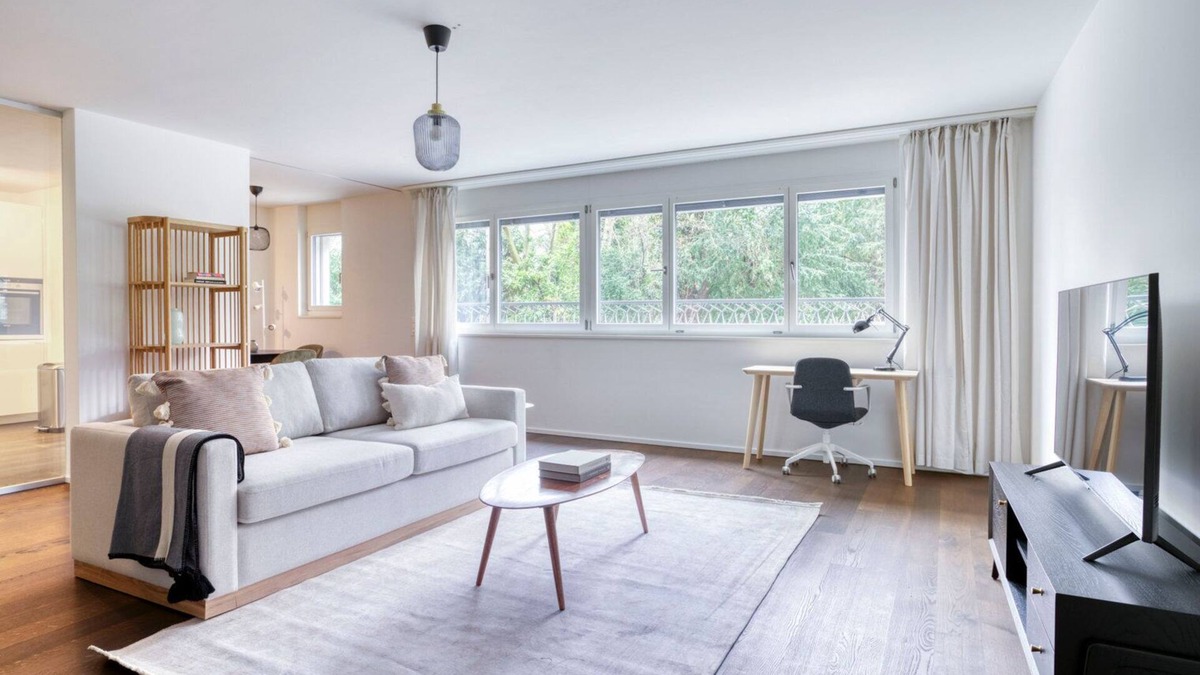 Muhlebach Apartment | Luxe Mühlebach 3.5 Room w/W&D, Parking, 2 mins to Seefeld, by Blueground