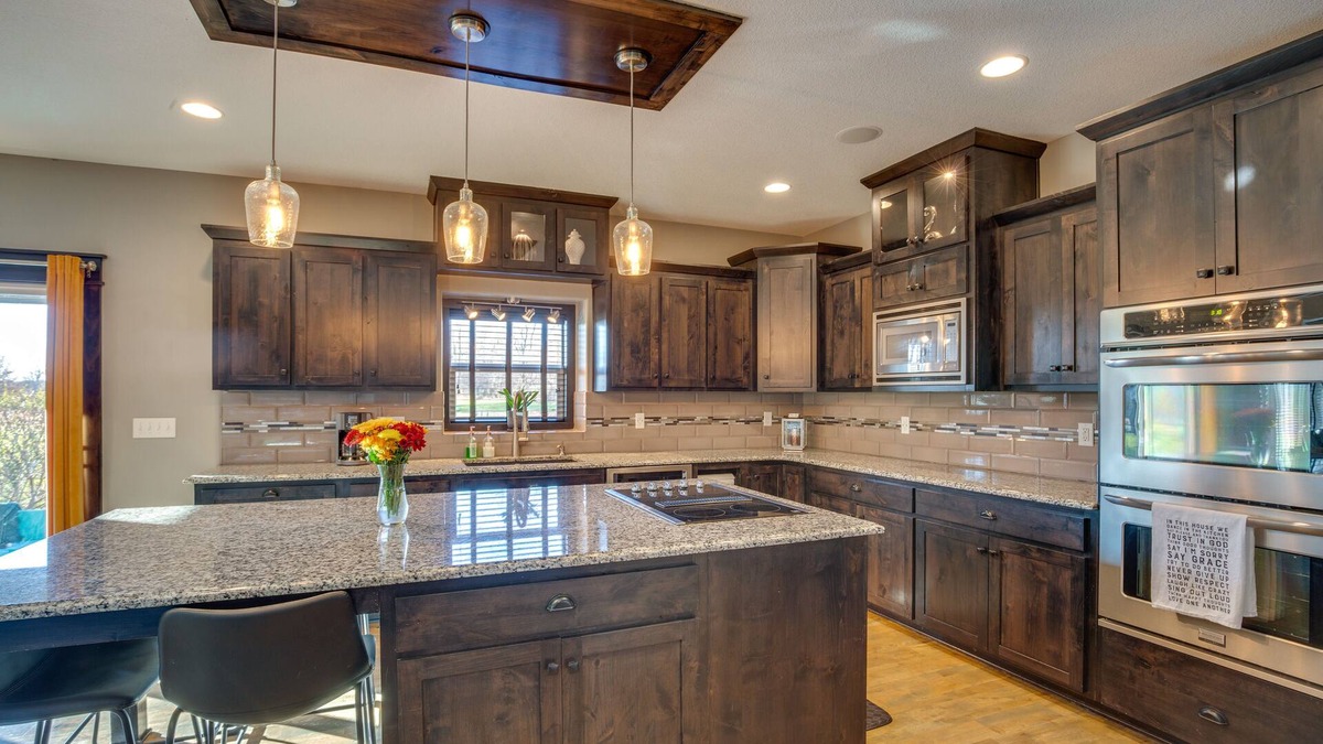 Jackson County House | Luxe Missouri Getaway w/Hot Tub & Fire Pit!