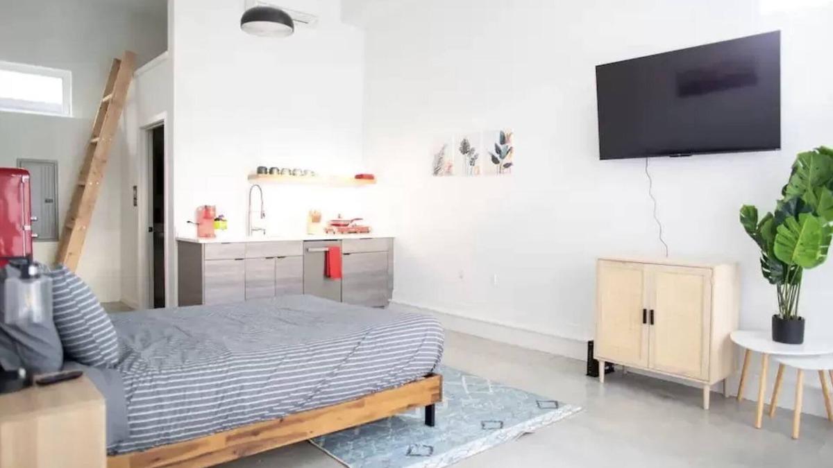 Loyal Heights Apartment | Luxe Modern Ballard Studio: 15 Min to Space Needle