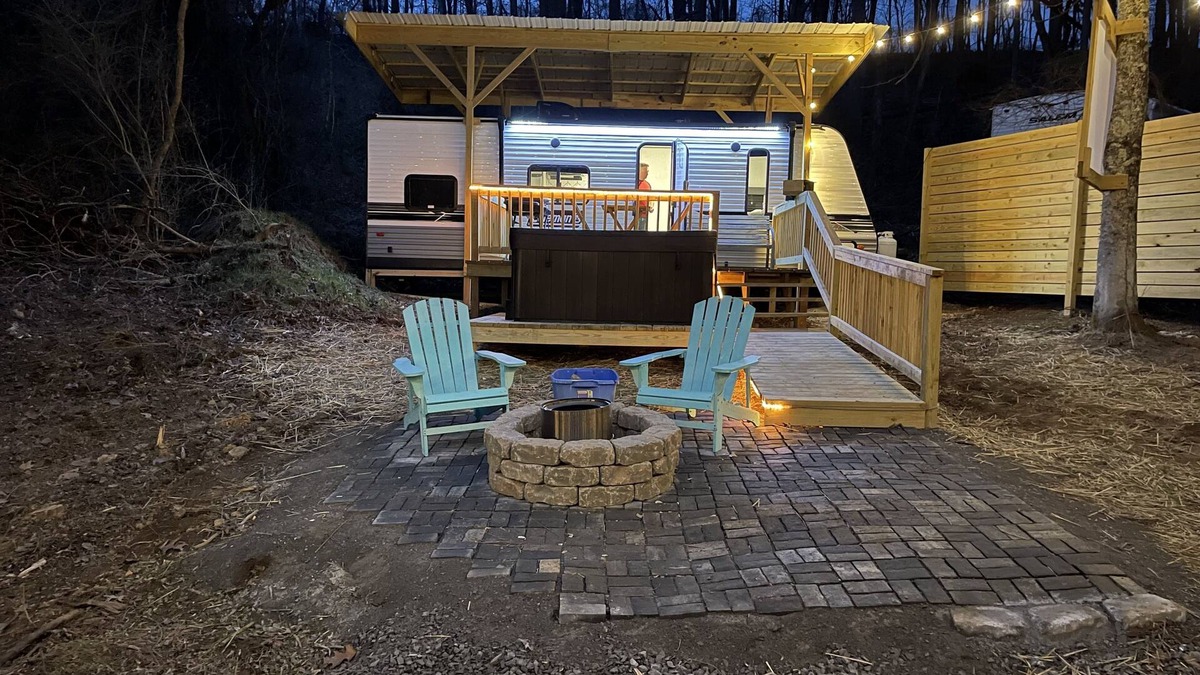 Jonesville House | Luxe Mountain Camping with Theater, Hot Tub, Fire Pit & Hiking Trails