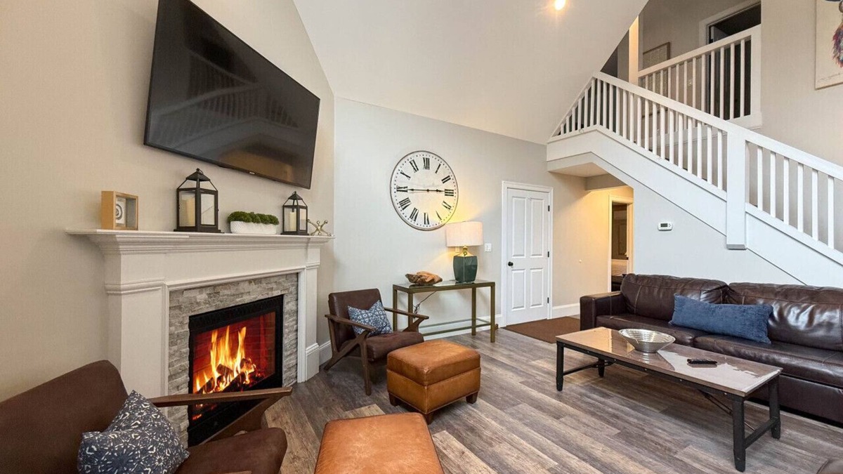 Cranmore Birches House | Luxe Mountain Home | River, Cranmore and Downtown!