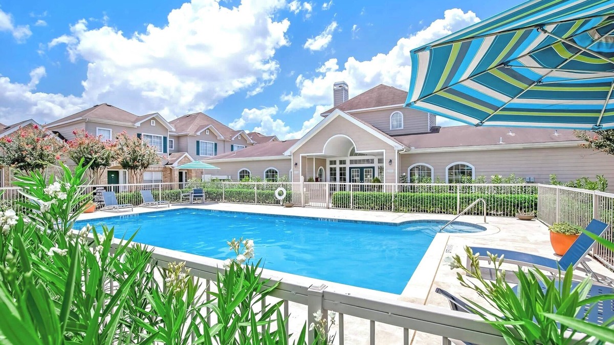 Chinatown House | Luxe Oasis Château – Entire Houston Home wPool Near NRG, Med Center & Galleria