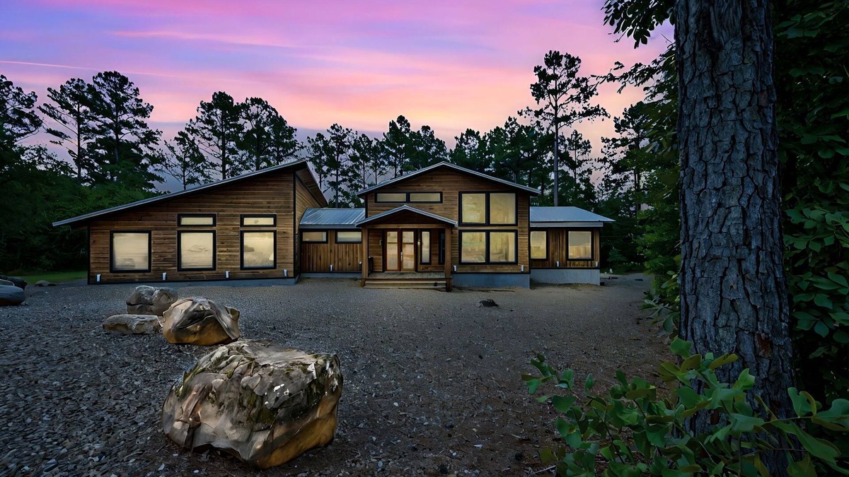 Hochatown House | Luxe Retreat-7BR-Basketball Ct & More!
