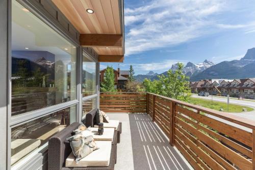Teepee Town House | Luxe Retreat by Canadian Rockies Vacation Rentals