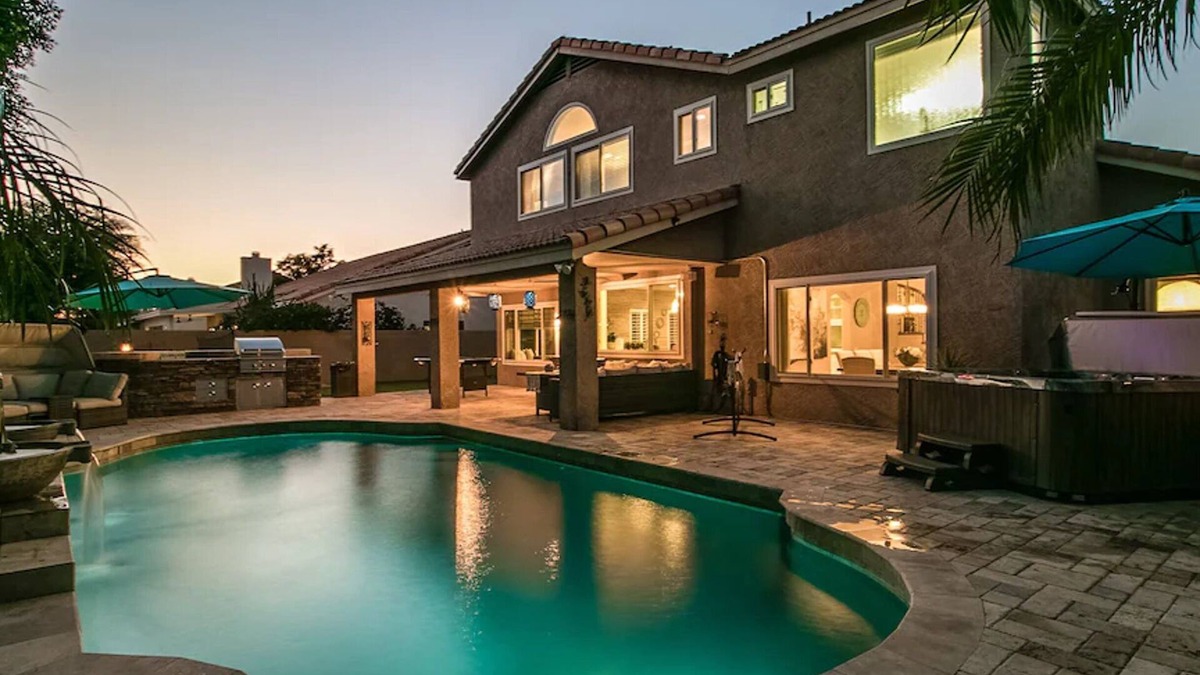 Paradise Valley Village Cottage | Luxe Scottsdale Home W/pool, Spa, & Tesla Charger