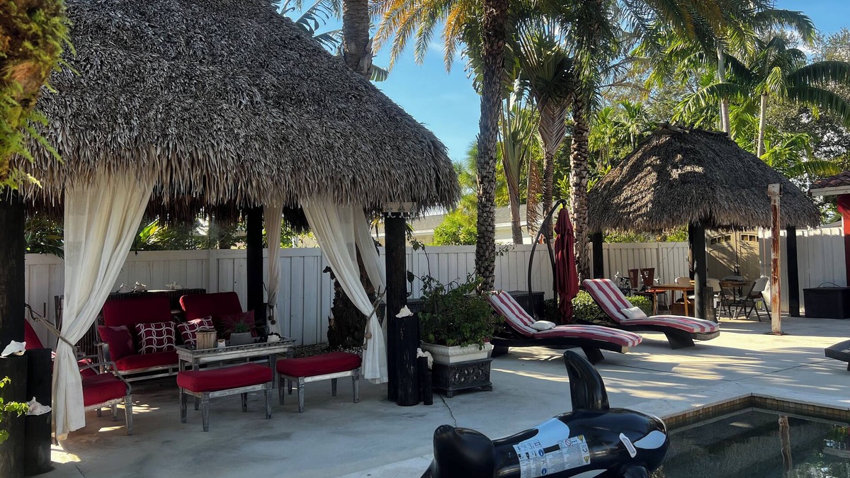 Ludlam Apartment | đ´LuxeOasis:TropicStyleEditionđ´