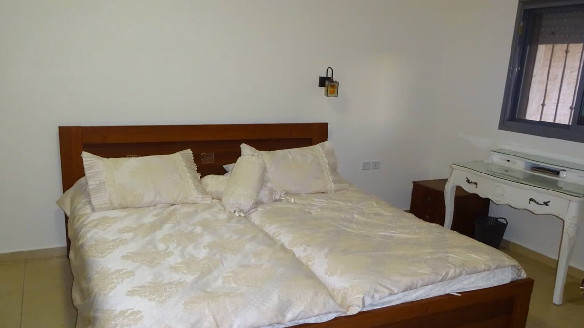 Beit Shemesh House | Luxrious five bedroom duplex