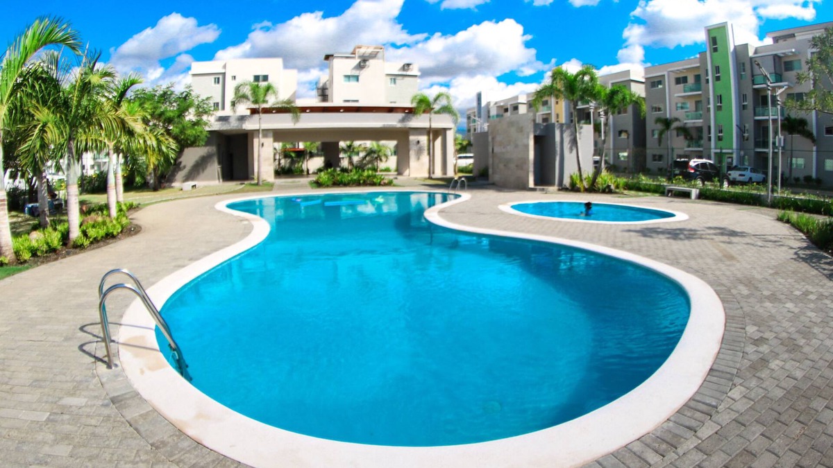 Llanos de Gurabo I Apartment | ✨ Luxurious 3-Bedroom Apartment with Pool & 24/7 security