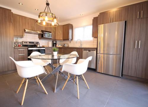 Rosemont-La Petite-Patrie Apartment | Luxueux - Deco moderne, Rosemont