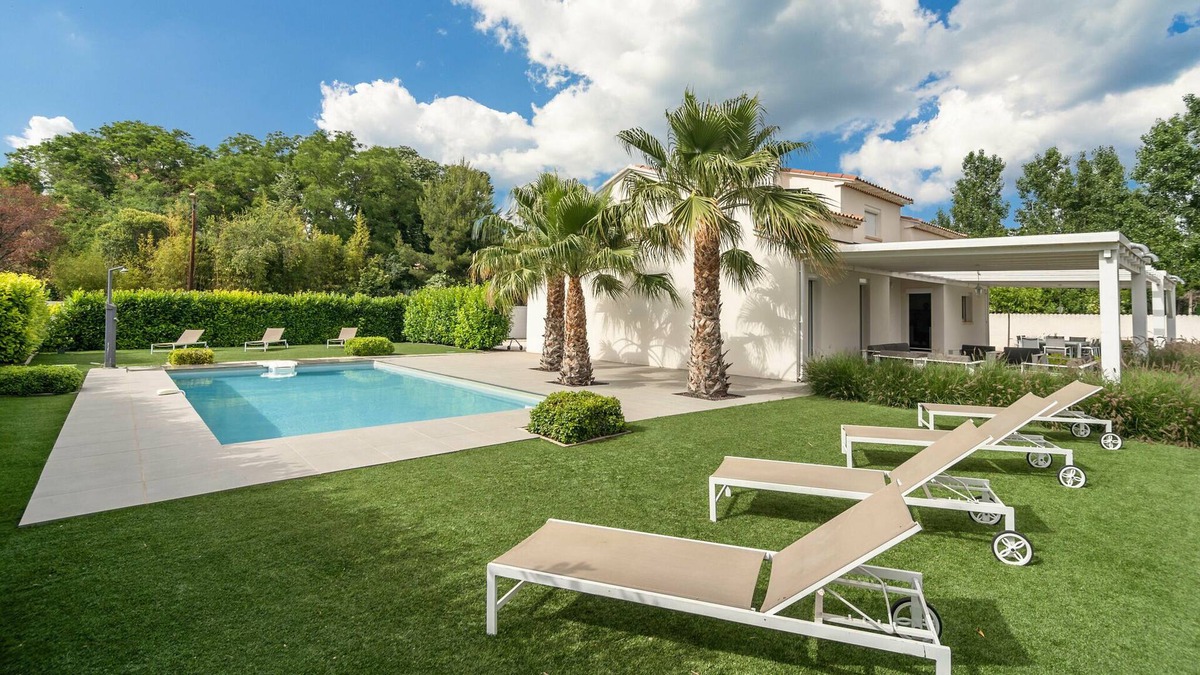 Saint-Genies-de-Fontedit Villa | Luxurious villa in Saint geniès de Fontedit with heated pool