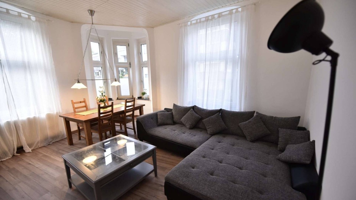 Rath Apartment | Luxuriöse Messe- und Ferienwohnung