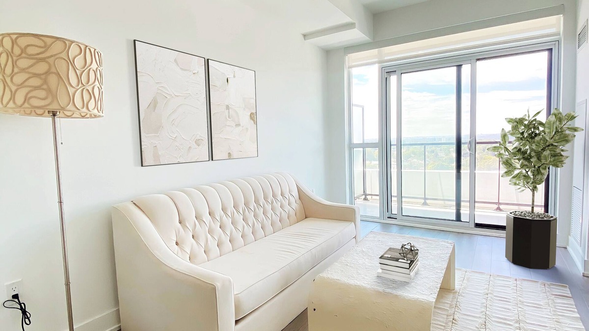 Downsview Condo | Luxurious 1 bedroom condominium