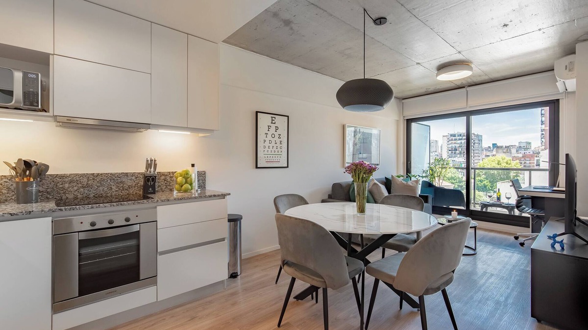 Abasto Apartment | Luxurious 1 Bedroom with Huge private Balcony - 1 GB Wifi and 4 Seasons Mattress