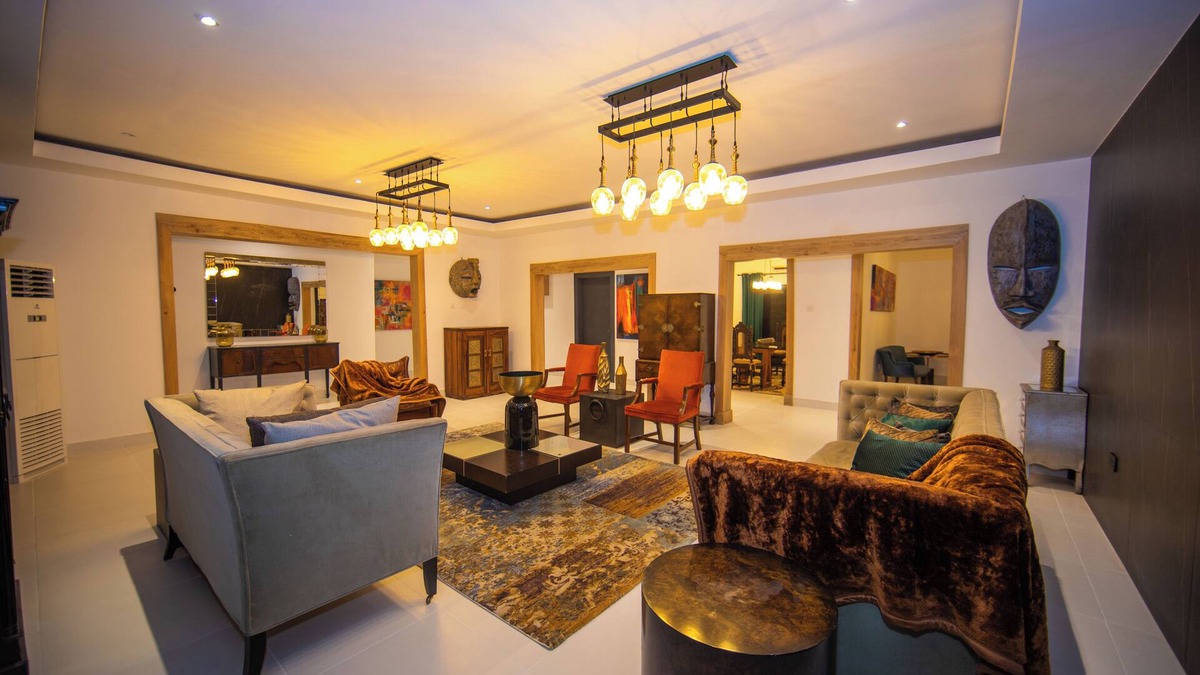 North Ridge Villa | Luxurious 10 bedroom Villa with free car