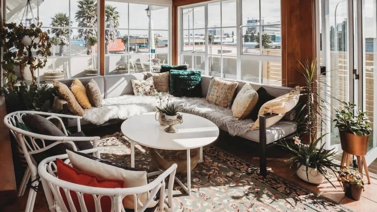 New Plymouth Villa | Luxurious 1920 Heritage Home in New Plymouth