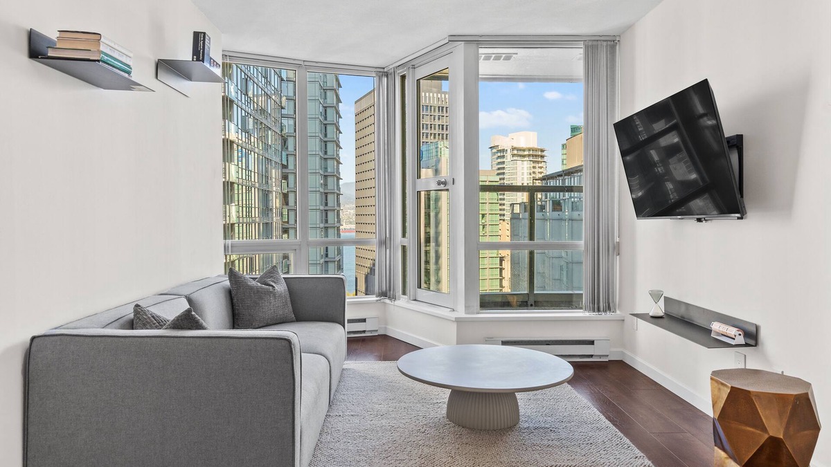 Coal Harbour Apartment | Luxurious 1BD Condo in Downtown Vancouver - Coal Harbor