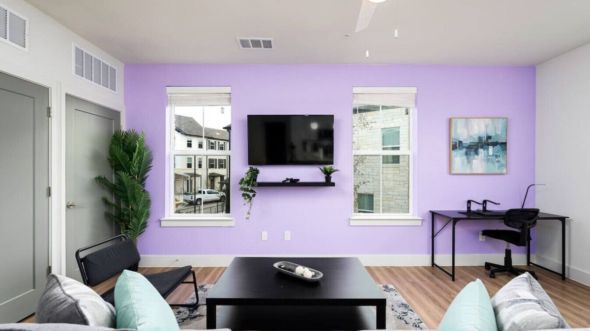 Pflugerville Apartment | Luxurious 1BR Gem – Steps from the Action