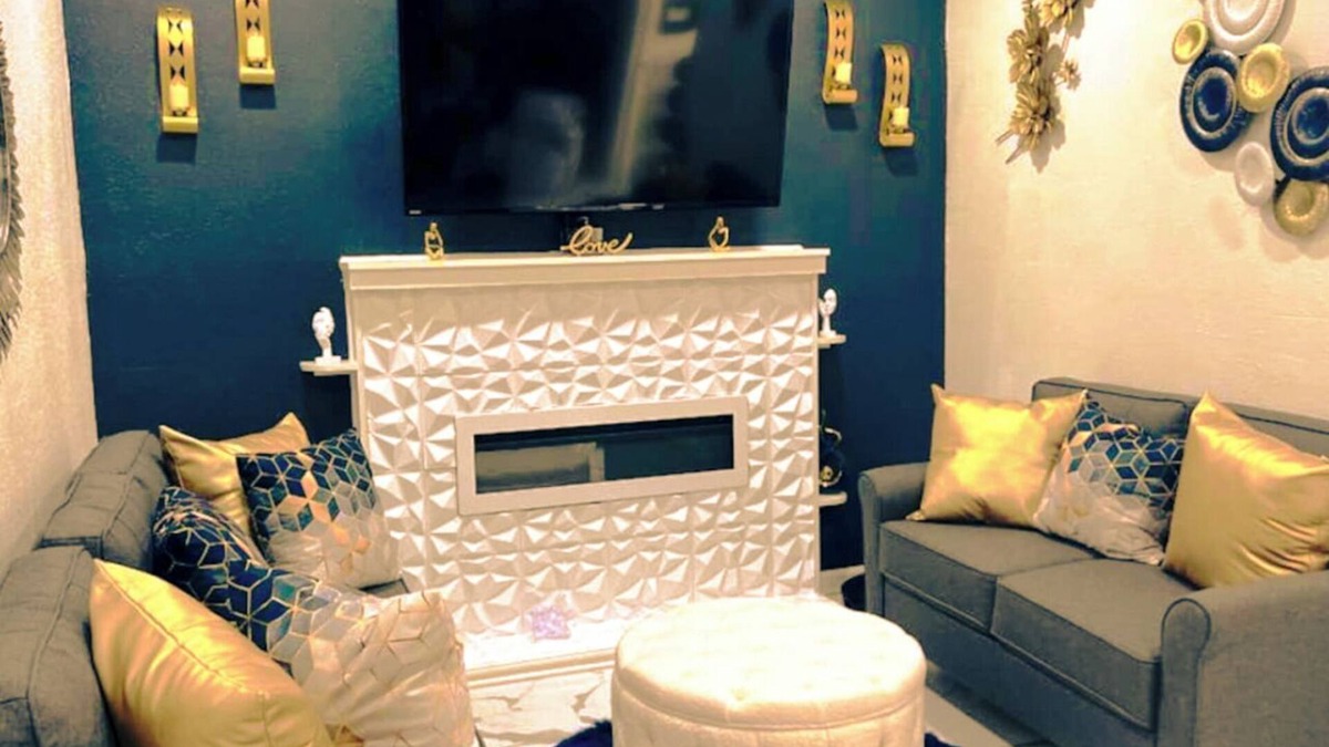 Olde Huntersville Apartment | Luxurious 2 Bed Queen Suite Near Downtown Norfolk