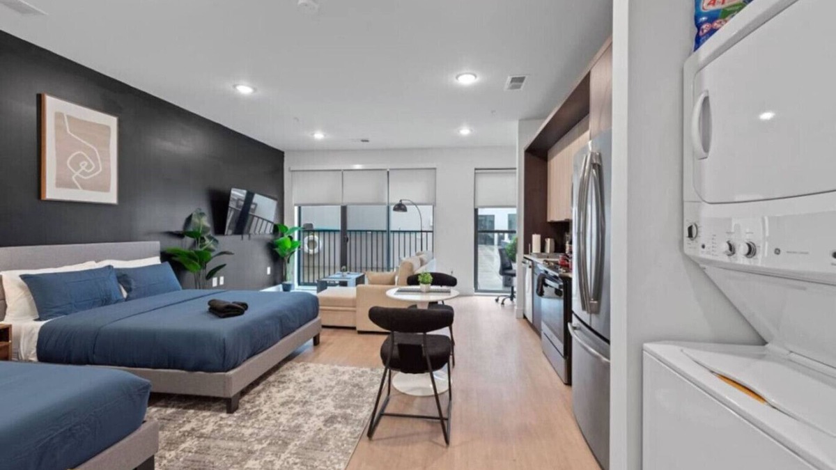 Pendleton Apartment | Luxurious 2 Bed Suite—in OTR Cincinnati!
