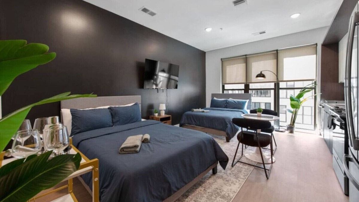 Pendleton Apartment | Luxurious 2 Bed Suite—in OTR Cincinnati!