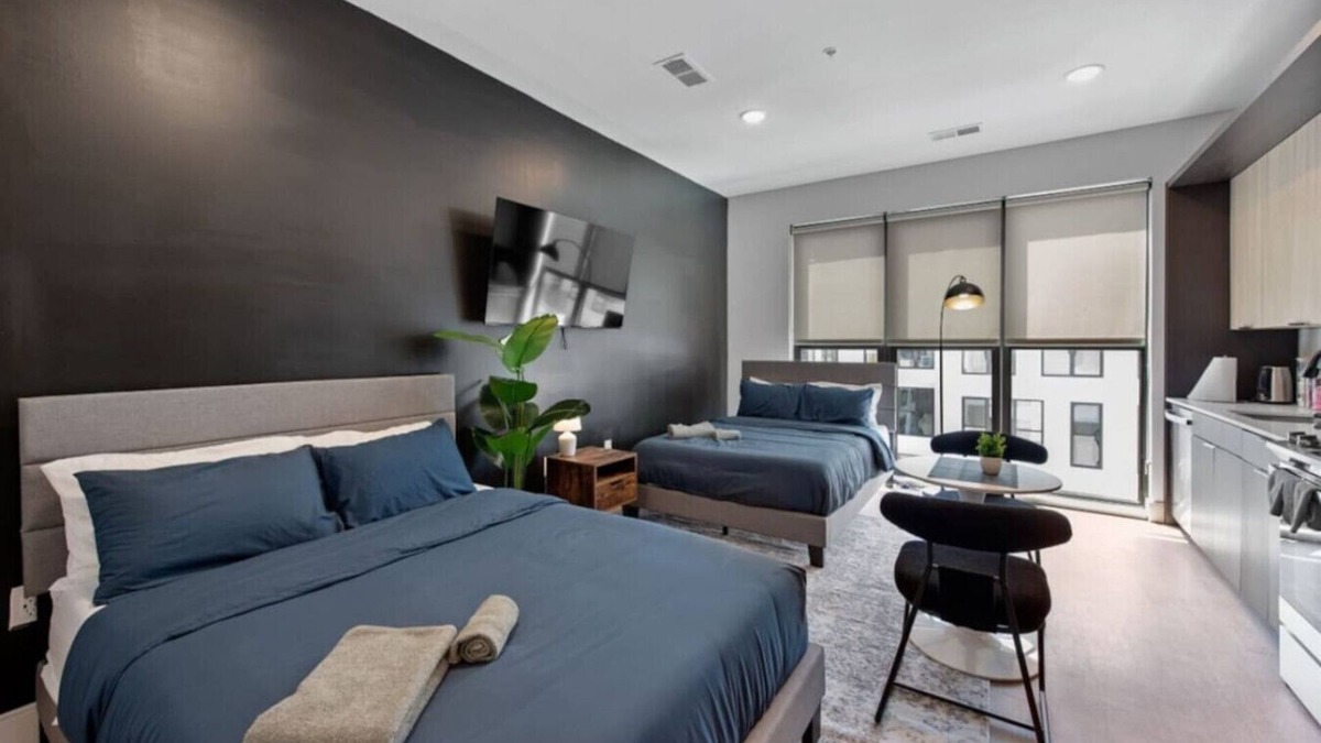 Pendleton Apartment | Luxurious 2 Bed Suite—in OTR Cincinnati!