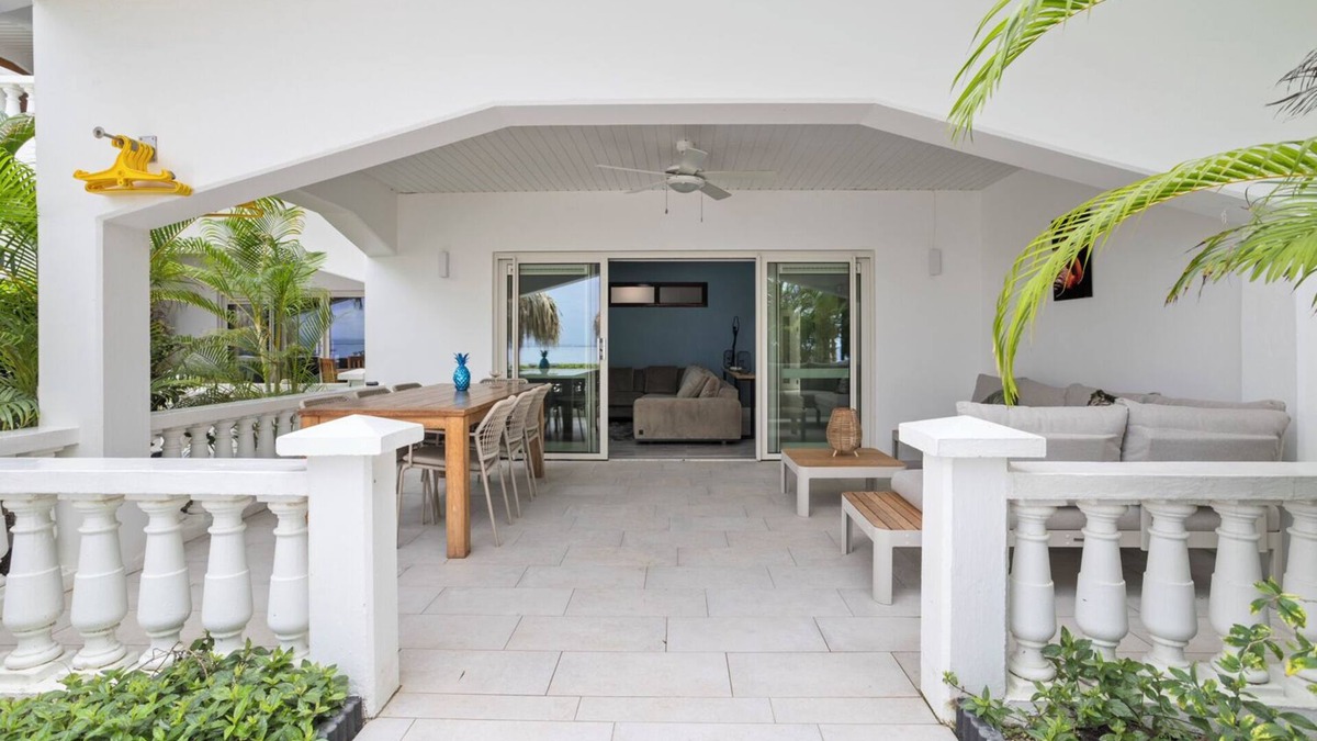 Kralendijk Apartment | Luxurious 2 bedroom oceanfront apartment Belmar 7