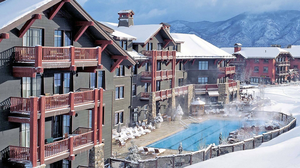 Aspen Condo | Luxurious 2 Bedroom in Aspen - Family Friendly Resort On The Slopes!