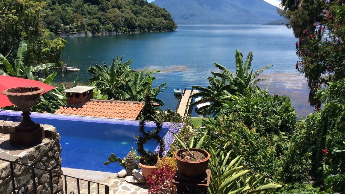 San Marcos La Laguna Villa | Luxurious 3 Bedroom Lakefront Villa With Heated Pool and Hot Tub