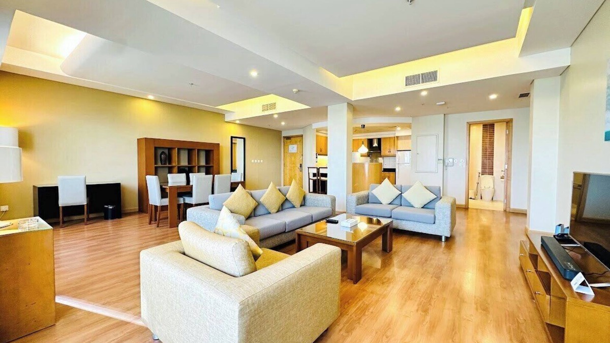 Manama Apartment | Luxurious 3-Bedroom Sea View